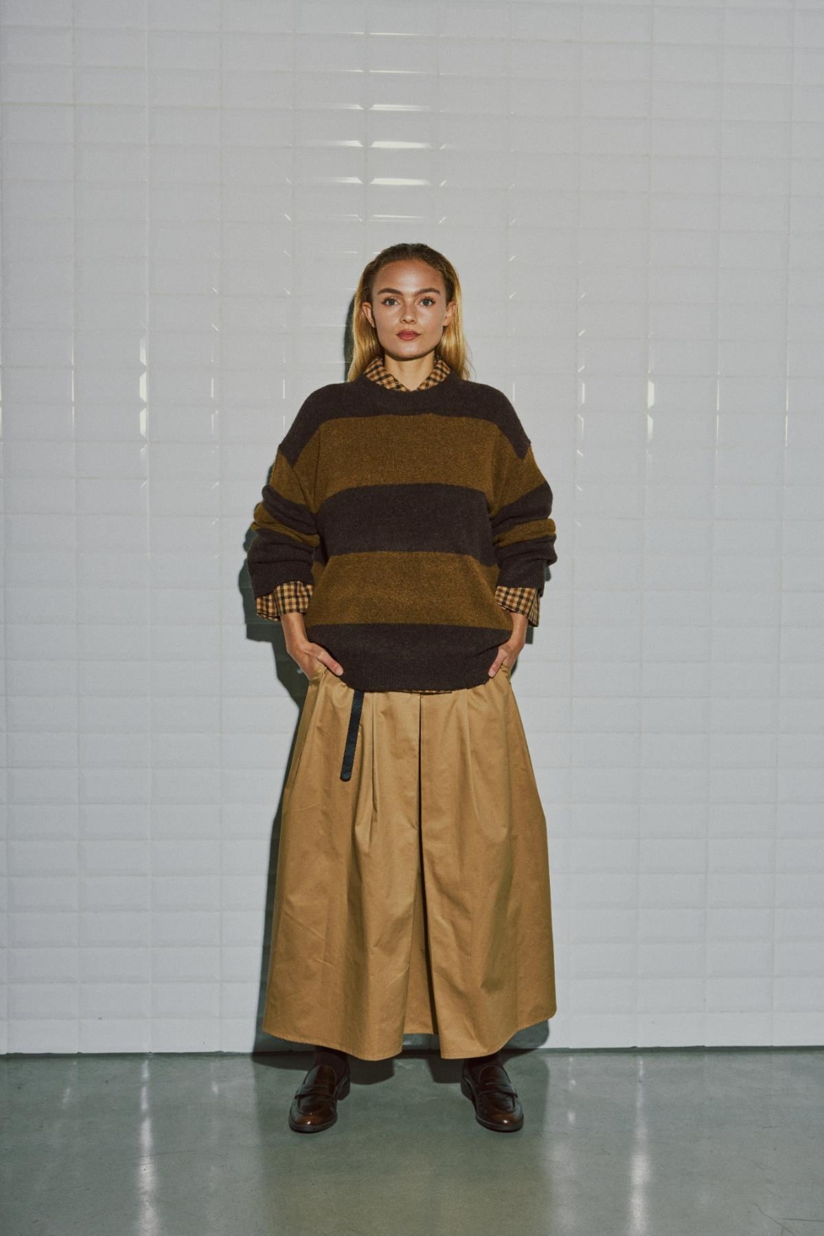 With Black Iza Stripe Pullover Brown Camel