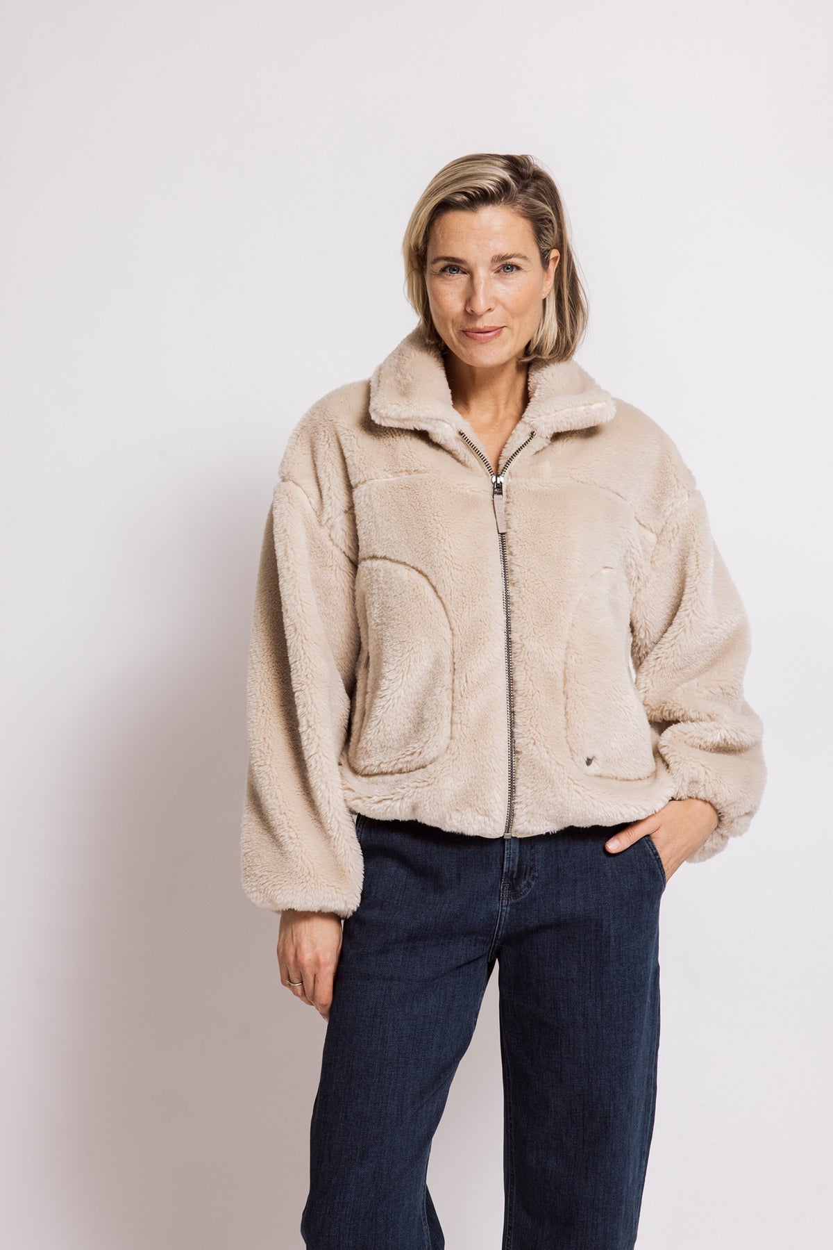 Zhrill April Jacket Sand