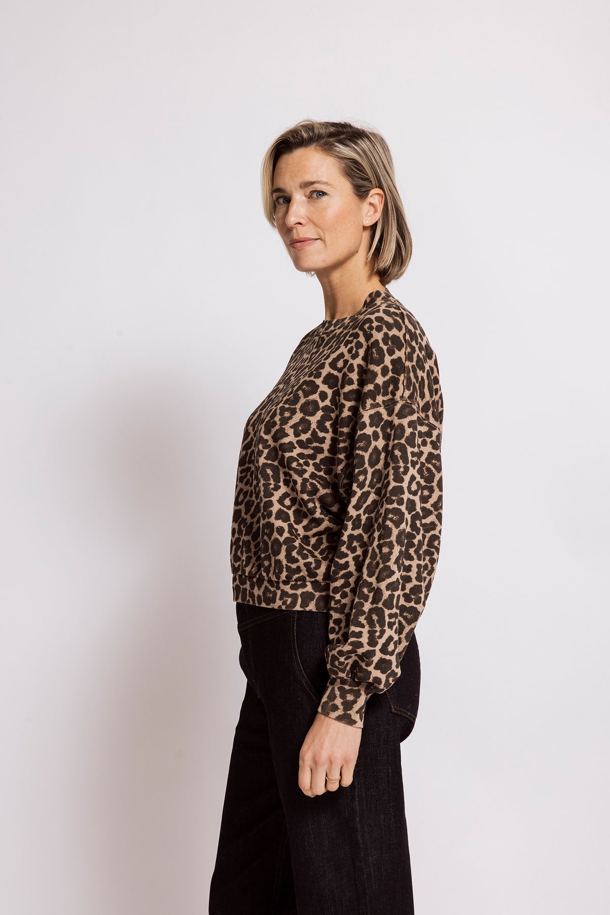 Zhrill TERA LEO Sweater