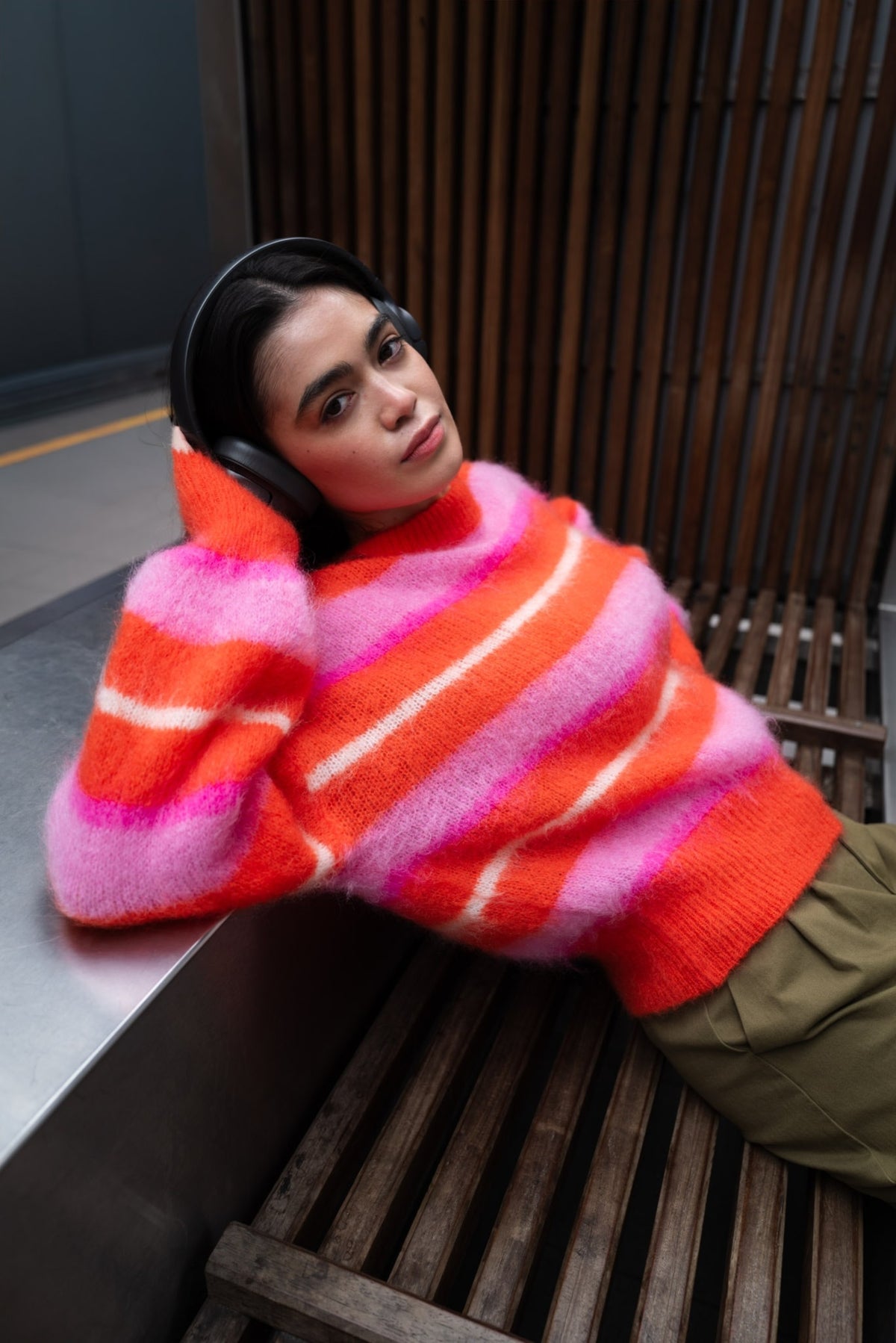 TWNS Kale Pullover Fire