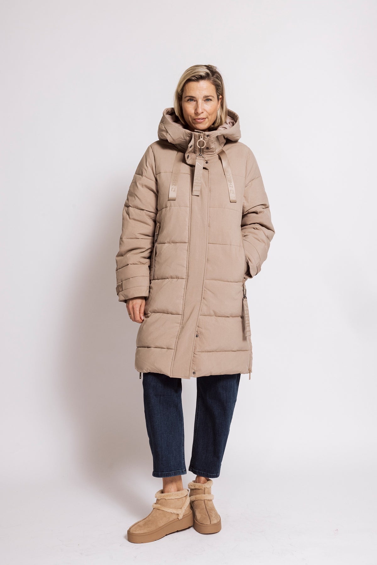 Zhrill Jen Jacket Sand